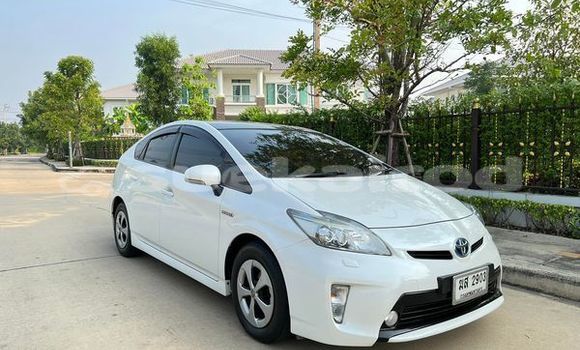 ซื้อ รถมือสอง Toyota Prius ขาว รถยนต์ ใน %{เมือง} ใน กรุงเทพมหานคร ซื้อ รถมือสอง Toyota Prius ขาว รถยนต์ ใน %{เมือง} ใน กรุงเทพมหานคร