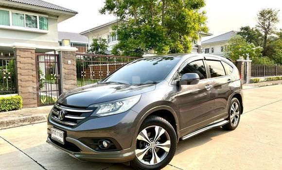 ซื้อ รถมือสอง Honda CR-V สีน้ำตาล รถยนต์ ใน %{เมือง} ใน กรุงเทพมหานคร