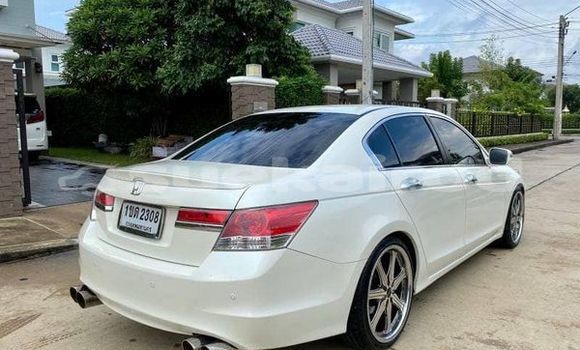 ซื้อ รถมือสอง Honda Accord ขาว รถยนต์ ใน %{เมือง} ใน กรุงเทพมหานคร ซื้อ รถมือสอง Honda Accord ขาว รถยนต์ ใน %{เมือง} ใน กรุงเทพมหานคร