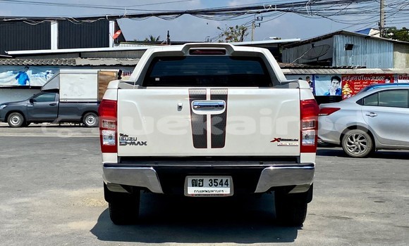 ซื้อ รถมือสอง Isuzu D-Max ขาว รถยนต์ ใน %{เมือง} ใน กรุงเทพมหานคร ซื้อ รถมือสอง Isuzu D-Max ขาว รถยนต์ ใน %{เมือง} ใน กรุงเทพมหานคร