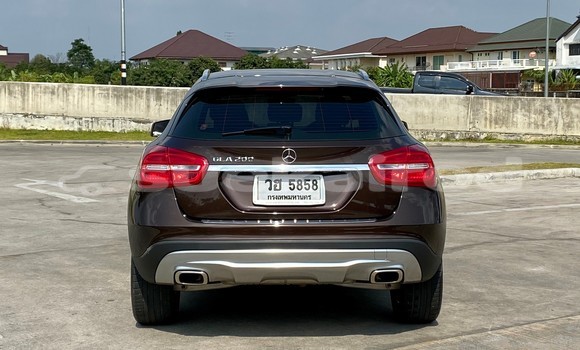 Buy Used Mercedes-Benz GLA-klasse Brown Car in Bangkok in Bangkok Buy Used Mercedes-Benz GLA-klasse Brown Car in Bangkok in Bangkok