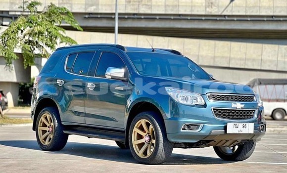 Buy Used Chevrolet TrailBlazer Silver Car in Bangkok in Bangkok