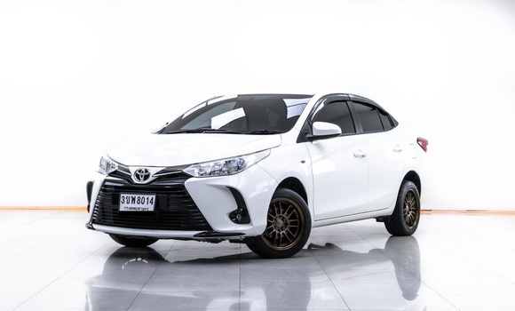 ซื้อ รถมือสอง Toyota Yaris Ativ ขาว รถยนต์ ใน %{เมือง} ใน กรุงเทพมหานคร