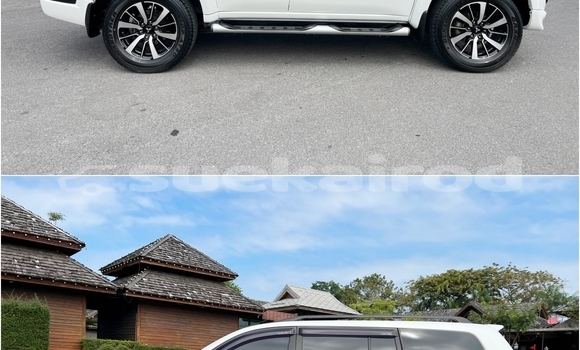 ซื้อ รถมือสอง Mitsubishi Pajero Sport ขาว รถยนต์ ใน %{เมือง} ใน กรุงเทพมหานคร ซื้อ รถมือสอง Mitsubishi Pajero Sport ขาว รถยนต์ ใน %{เมือง} ใน กรุงเทพมหานคร