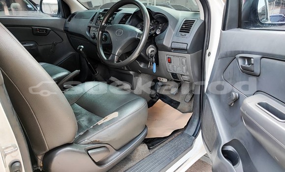 ซื้อ รถมือสอง Toyota Hiluxe VIGO ขาว รถยนต์ ใน %{เมือง} ใน กรุงเทพมหานคร ซื้อ รถมือสอง Toyota Hiluxe VIGO ขาว รถยนต์ ใน %{เมือง} ใน กรุงเทพมหานคร