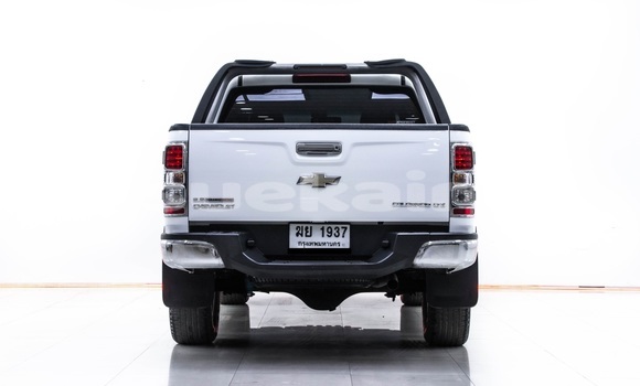 ซื้อ รถมือสอง Chevrolet Corolado ขาว รถยนต์ ใน %{เมือง} ใน กรุงเทพมหานคร ซื้อ รถมือสอง Chevrolet Corolado ขาว รถยนต์ ใน %{เมือง} ใน กรุงเทพมหานคร