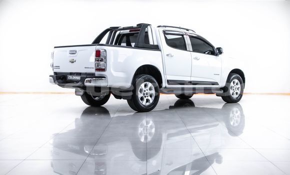 Buy Used Chevrolet Corolado White Car in Bangkok in Bangkok Buy Used Chevrolet Corolado White Car in Bangkok in Bangkok