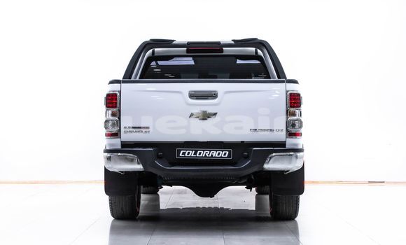 Buy Used Chevrolet Corolado White Car in Bangkok in Bangkok Buy Used Chevrolet Corolado White Car in Bangkok in Bangkok