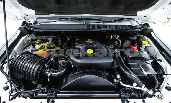 Buy Used Chevrolet Corolado White Car in Bangkok in Bangkok Buy Used Chevrolet Corolado White Car in Bangkok in Bangkok