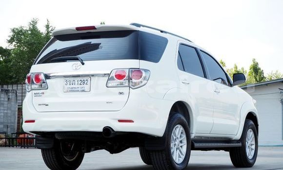 Buy Used Toyota Fortuner White Car in Bangkok in Bangkok Buy Used Toyota Fortuner White Car in Bangkok in Bangkok