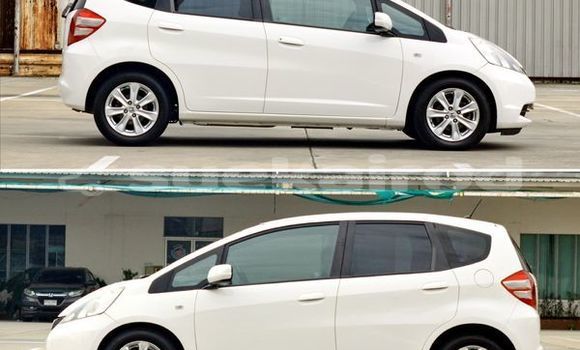 ซื้อ รถมือสอง Honda Jazz ขาว รถยนต์ ใน %{เมือง} ใน กรุงเทพมหานคร ซื้อ รถมือสอง Honda Jazz ขาว รถยนต์ ใน %{เมือง} ใน กรุงเทพมหานคร