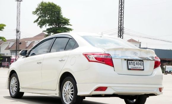 ซื้อ รถมือสอง Toyota Vios ขาว รถยนต์ ใน %{เมือง} ใน กรุงเทพมหานคร ซื้อ รถมือสอง Toyota Vios ขาว รถยนต์ ใน %{เมือง} ใน กรุงเทพมหานคร