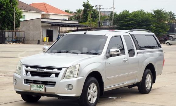 Buy Used Isuzu D-Max Silver Car in Bangkok in Bangkok