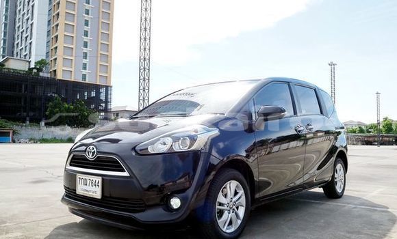 Buy Used Toyota Sienta Black Car in Bangkok in Bangkok