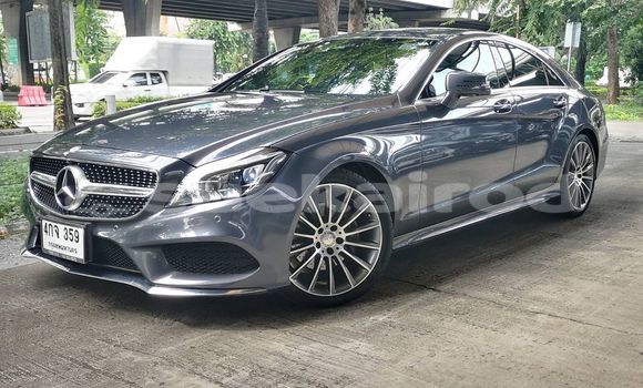 ซื้อ รถมือสอง Mercedes-Benz CLS-klasse เงิน รถยนต์ ใน %{เมือง} ใน กรุงเทพมหานคร