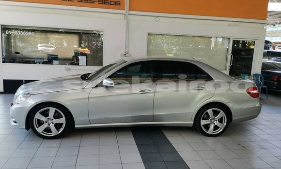 ซื้อ รถมือสอง Mercedes-Benz E200 เงิน รถยนต์ ใน %{เมือง} ใน กรุงเทพมหานคร ซื้อ รถมือสอง Mercedes-Benz E200 เงิน รถยนต์ ใน %{เมือง} ใน กรุงเทพมหานคร