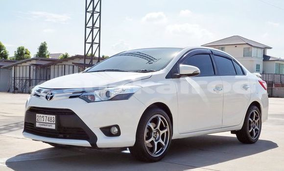 Buy Used Toyota Soluna Vios White Car in Bangkok in Bangkok