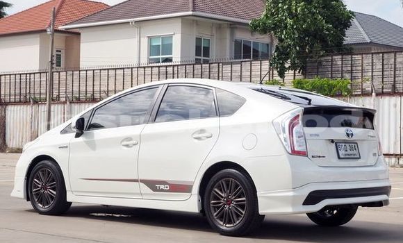Buy Used Toyota Prius White Car in Bangkok in Bangkok Buy Used Toyota Prius White Car in Bangkok in Bangkok