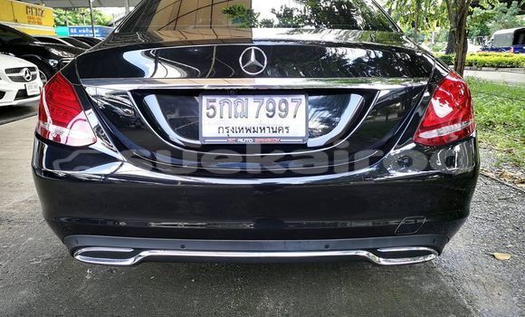 ซื้อ รถมือสอง Mercedes-Benz C-Classe สีดำ รถยนต์ ใน %{เมือง} ใน กรุงเทพมหานคร ซื้อ รถมือสอง Mercedes-Benz C-Classe สีดำ รถยนต์ ใน %{เมือง} ใน กรุงเทพมหานคร