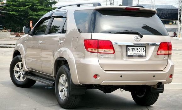 Buy Used Toyota Fortuner Silver Car in Bangkok in Bangkok Buy Used Toyota Fortuner Silver Car in Bangkok in Bangkok