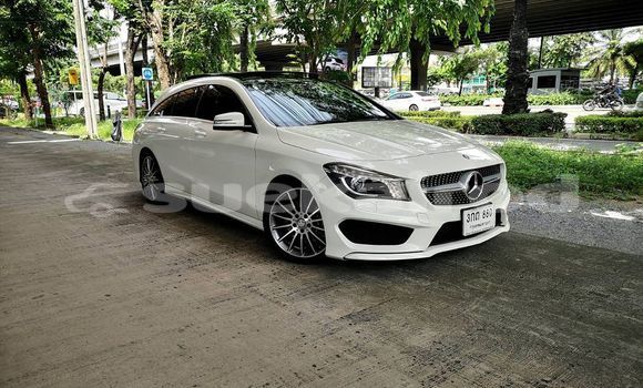 Buy Used Mercedes-Benz CLA-klasse White Car in Bangkok in Bangkok