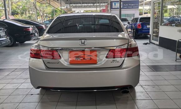 ซื้อ รถมือสอง Honda Accord เงิน รถยนต์ ใน %{เมือง} ใน กรุงเทพมหานคร ซื้อ รถมือสอง Honda Accord เงิน รถยนต์ ใน %{เมือง} ใน กรุงเทพมหานคร
