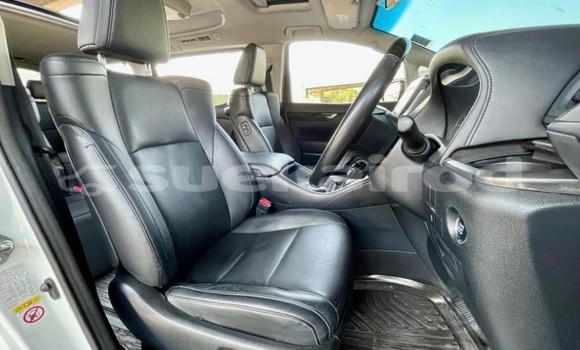 ซื้อ รถมือสอง Toyota Vellfire ขาว รถยนต์ ใน %{เมือง} ใน กรุงเทพมหานคร ซื้อ รถมือสอง Toyota Vellfire ขาว รถยนต์ ใน %{เมือง} ใน กรุงเทพมหานคร