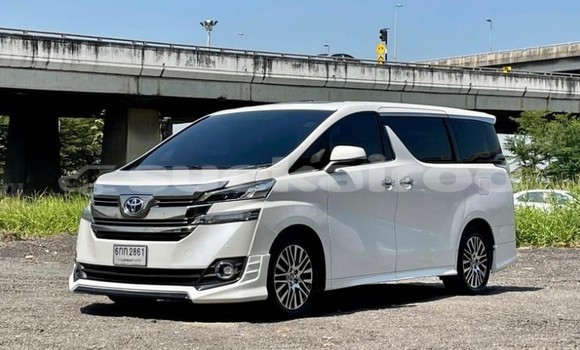ซื้อ รถมือสอง Toyota Vellfire ขาว รถยนต์ ใน %{เมือง} ใน กรุงเทพมหานคร