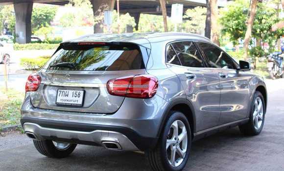 ซื้อ รถมือสอง Mercedes-Benz GLA-klasse เงิน รถยนต์ ใน %{เมือง} ใน กรุงเทพมหานคร ซื้อ รถมือสอง Mercedes-Benz GLA-klasse เงิน รถยนต์ ใน %{เมือง} ใน กรุงเทพมหานคร