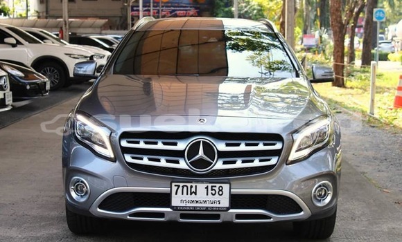 ซื้อ รถมือสอง Mercedes-Benz GLA-klasse เงิน รถยนต์ ใน %{เมือง} ใน กรุงเทพมหานคร ซื้อ รถมือสอง Mercedes-Benz GLA-klasse เงิน รถยนต์ ใน %{เมือง} ใน กรุงเทพมหานคร