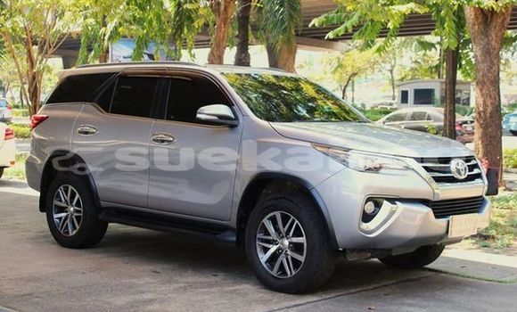 Buy Used Toyota Fortuner Silver Car in Bangkok in Bangkok