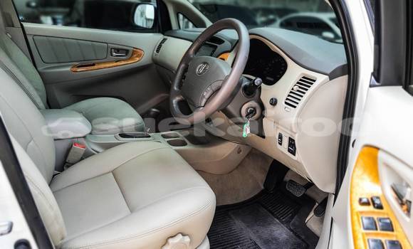 ซื้อ รถมือสอง Toyota Innova ขาว รถยนต์ ใน %{เมือง} ใน กรุงเทพมหานคร ซื้อ รถมือสอง Toyota Innova ขาว รถยนต์ ใน %{เมือง} ใน กรุงเทพมหานคร