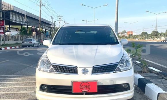 Buy Used Nissan Tiida White Car in Bangkok in Bangkok Buy Used Nissan Tiida White Car in Bangkok in Bangkok