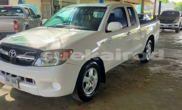 ซื้อ รถมือสอง Toyota Hiluxe VIGO ขาว รถยนต์ ใน %{เมือง} ใน กรุงเทพมหานคร