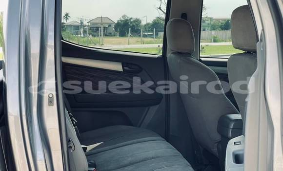 Buy Used Chevrolet Corolado Silver Car in Bangkok in Bangkok Buy Used Chevrolet Corolado Silver Car in Bangkok in Bangkok