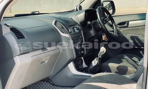 Buy Used Chevrolet Corolado Silver Car in Bangkok in Bangkok Buy Used Chevrolet Corolado Silver Car in Bangkok in Bangkok