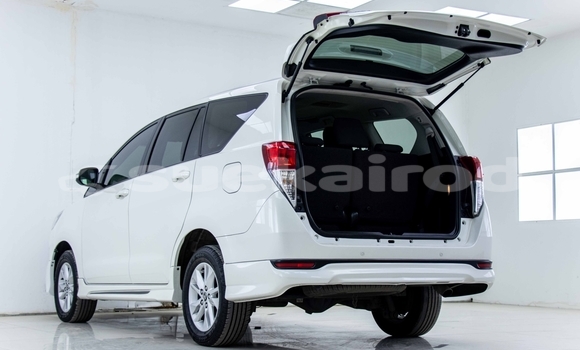 ซื้อ รถมือสอง Toyota Innova ขาว รถยนต์ ใน %{เมือง} ใน กรุงเทพมหานคร ซื้อ รถมือสอง Toyota Innova ขาว รถยนต์ ใน %{เมือง} ใน กรุงเทพมหานคร