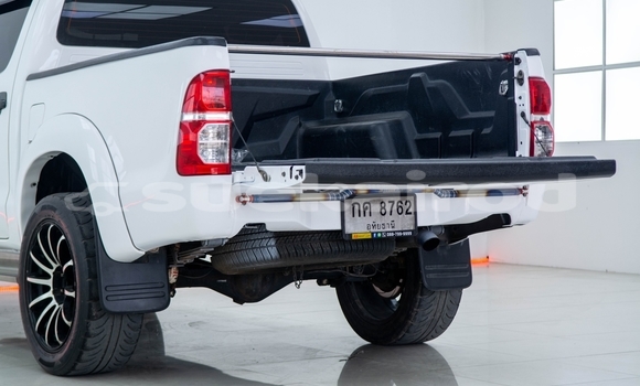 ซื้อ รถมือสอง Toyota Hiluxe VIGO ขาว รถยนต์ ใน %{เมือง} ใน กรุงเทพมหานคร ซื้อ รถมือสอง Toyota Hiluxe VIGO ขาว รถยนต์ ใน %{เมือง} ใน กรุงเทพมหานคร