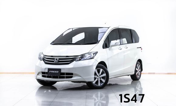 Buy Used Honda Freed White Car in Bangkok in Bangkok Buy Used Honda Freed White Car in Bangkok in Bangkok