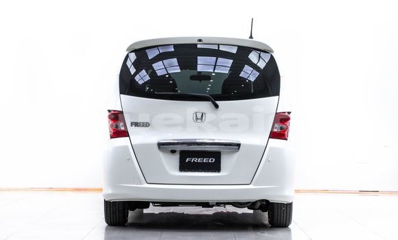 Buy Used Honda Freed White Car in Bangkok in Bangkok Buy Used Honda Freed White Car in Bangkok in Bangkok