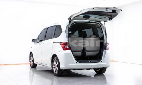 Buy Used Honda Freed White Car in Bangkok in Bangkok Buy Used Honda Freed White Car in Bangkok in Bangkok