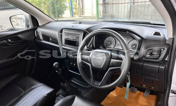 ซื้อ รถมือสอง Isuzu D-Max เงิน รถยนต์ ใน %{เมือง} ใน กรุงเทพมหานคร ซื้อ รถมือสอง Isuzu D-Max เงิน รถยนต์ ใน %{เมือง} ใน กรุงเทพมหานคร