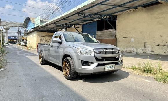 ซื้อ รถมือสอง Isuzu D-Max เงิน รถยนต์ ใน %{เมือง} ใน กรุงเทพมหานคร ซื้อ รถมือสอง Isuzu D-Max เงิน รถยนต์ ใน %{เมือง} ใน กรุงเทพมหานคร