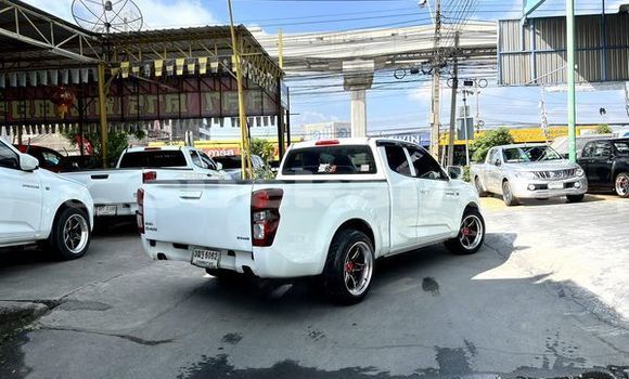 ซื้อ รถมือสอง Isuzu D-Max ขาว รถยนต์ ใน %{เมือง} ใน กรุงเทพมหานคร ซื้อ รถมือสอง Isuzu D-Max ขาว รถยนต์ ใน %{เมือง} ใน กรุงเทพมหานคร