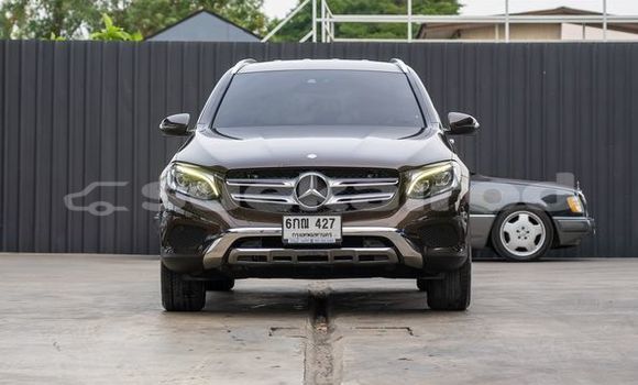ซื้อ รถมือสอง Mercedes-Benz GLC สีน้ำตาล รถยนต์ ใน %{เมือง} ใน กรุงเทพมหานคร ซื้อ รถมือสอง Mercedes-Benz GLC สีน้ำตาล รถยนต์ ใน %{เมือง} ใน กรุงเทพมหานคร