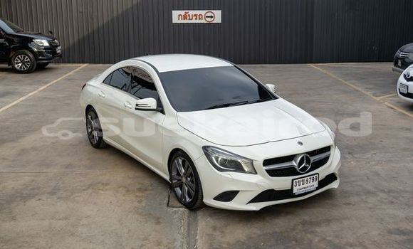 Buy Used Mercedes-Benz C-Classe White Car in Bangkok in Bangkok Buy Used Mercedes-Benz C-Classe White Car in Bangkok in Bangkok