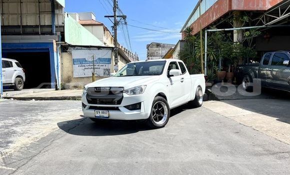ซื้อ รถมือสอง Isuzu D-Max ขาว รถยนต์ ใน %{เมือง} ใน กรุงเทพมหานคร