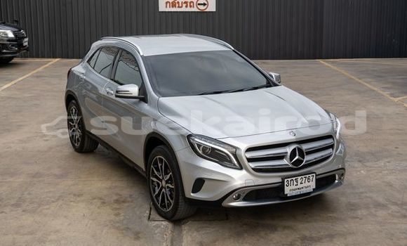 Buy Used Mercedes-Benz GLA-klasse Silver Car in Bangkok in Bangkok Buy Used Mercedes-Benz GLA-klasse Silver Car in Bangkok in Bangkok