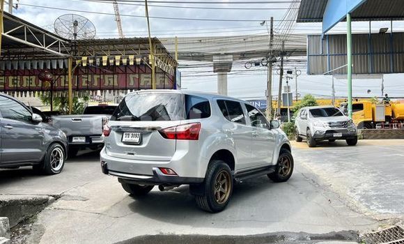 ซื้อ รถมือสอง Isuzu MU-X เงิน รถยนต์ ใน %{เมือง} ใน กรุงเทพมหานคร ซื้อ รถมือสอง Isuzu MU-X เงิน รถยนต์ ใน %{เมือง} ใน กรุงเทพมหานคร
