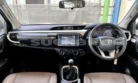 ซื้อ รถมือสอง Toyota Hiluxe Revo เงิน รถยนต์ ใน %{เมือง} ใน กรุงเทพมหานคร ซื้อ รถมือสอง Toyota Hiluxe Revo เงิน รถยนต์ ใน %{เมือง} ใน กรุงเทพมหานคร